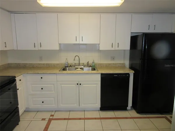 $1,075 | 8216 Fairways Circle, Unit C102, Ocala, FL 34472