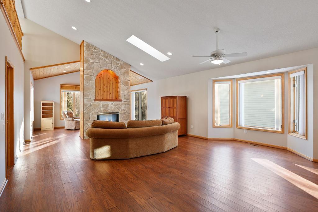 5666 Heather Ridge Drive Shoreview, MN 55126 - Photo 6 of 22