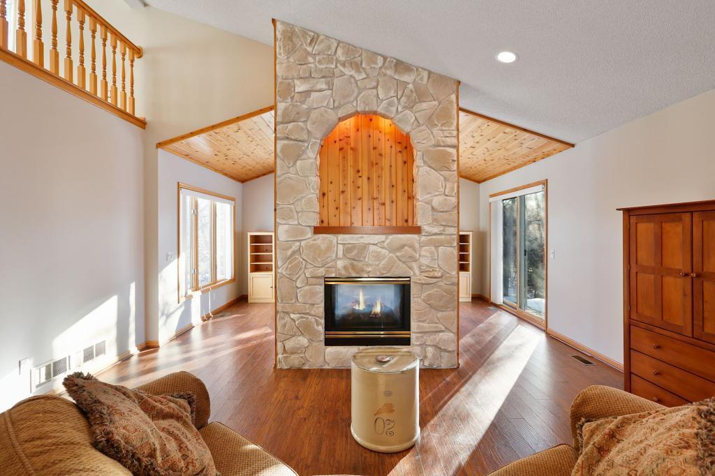 5666 Heather Ridge Drive Shoreview, MN 55126 - Photo 8 of 22