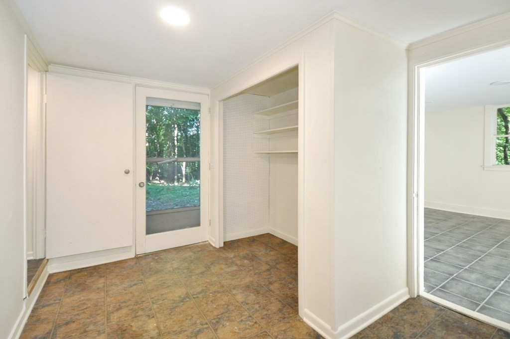 9 The Valley Road Concord, MA 01742 - Photo 14 of 28 Gallery Image 14