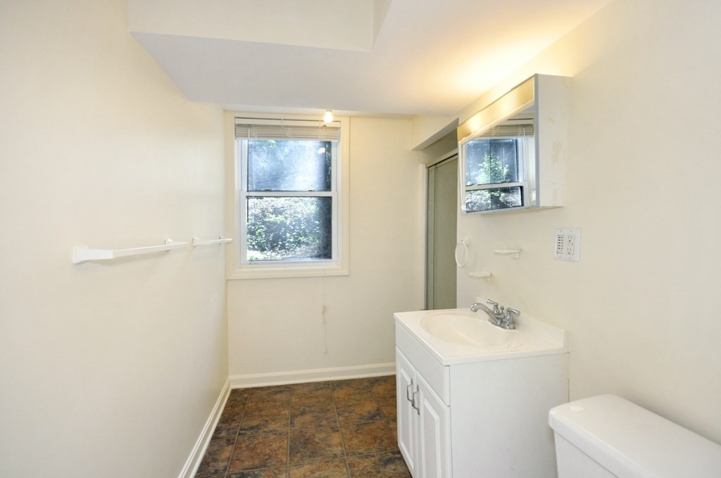 9 The Valley Road Concord, MA 01742 - Photo 17 of 28 Gallery Image 17