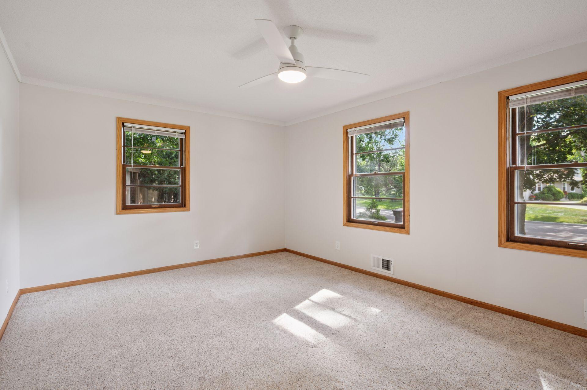 7180 Windgate Road Woodbury, MN 55125 - Photo 16 of 39