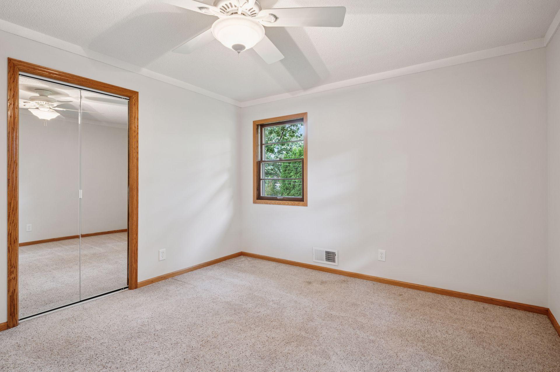 7180 Windgate Road Woodbury, MN 55125 - Photo 20 of 39