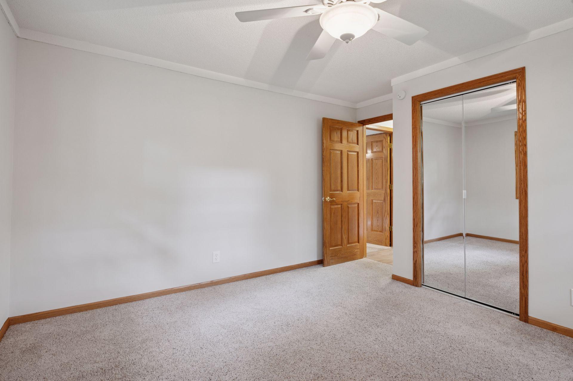 7180 Windgate Road Woodbury, MN 55125 - Photo 21 of 39