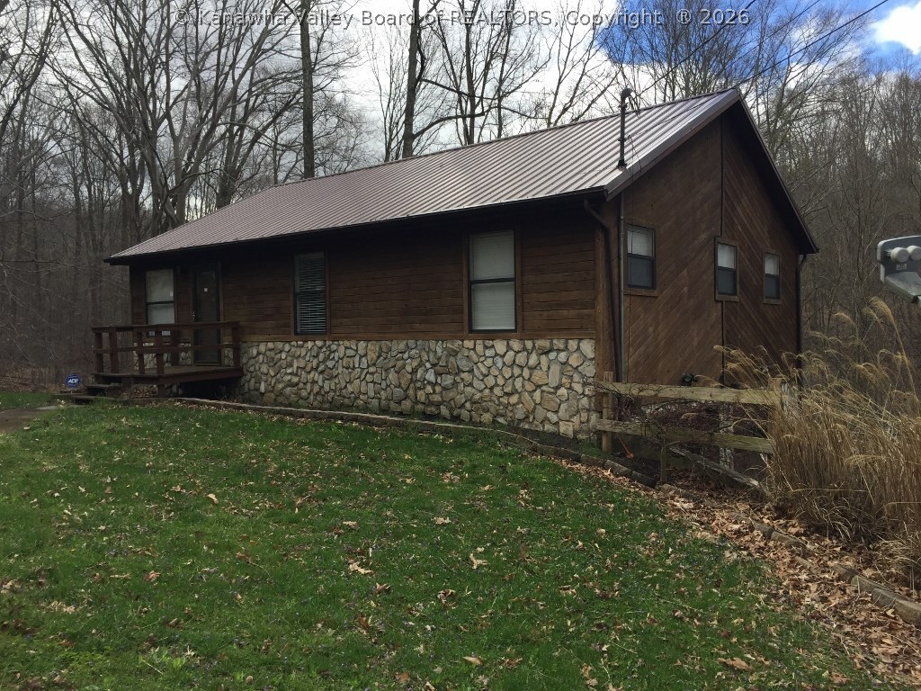270 Springlea Drive Winfield, WV 25213 - Photo 1 of 15 Gallery Image 1