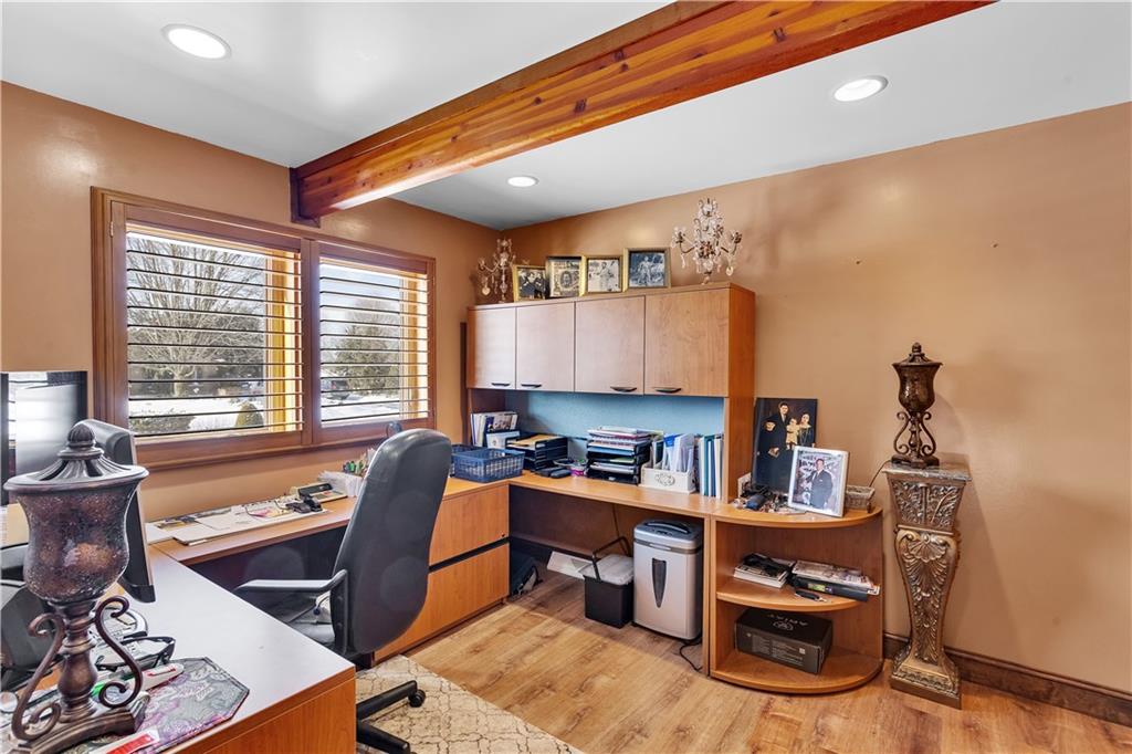 204 South Links Avenue Butler, PA 16001 - Photo 11 of 46 First floor - could be used as 4th bedroom and/or office/den.