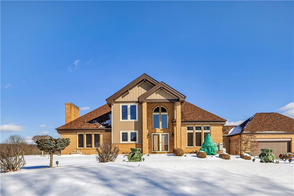 204 South Links Avenue Butler, PA 16001 - Photo 2 of 46 LARGE home with exceptional various set up for in-law suite and/or multi-generational living.