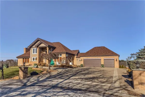 $890,000 | 204 South Links Avenue, Butler, PA 16001