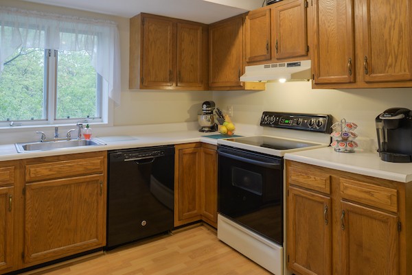 4 Duck Pond Road, Unit 217 Beverly, MA 01915 - Photo 8 of 16 Gallery Image 8