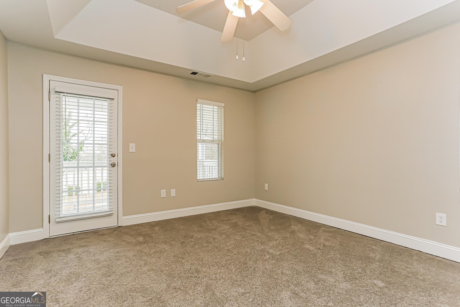 298 Delevan Street Southwest Atlanta, GA 30315 - Photo 7 of 17