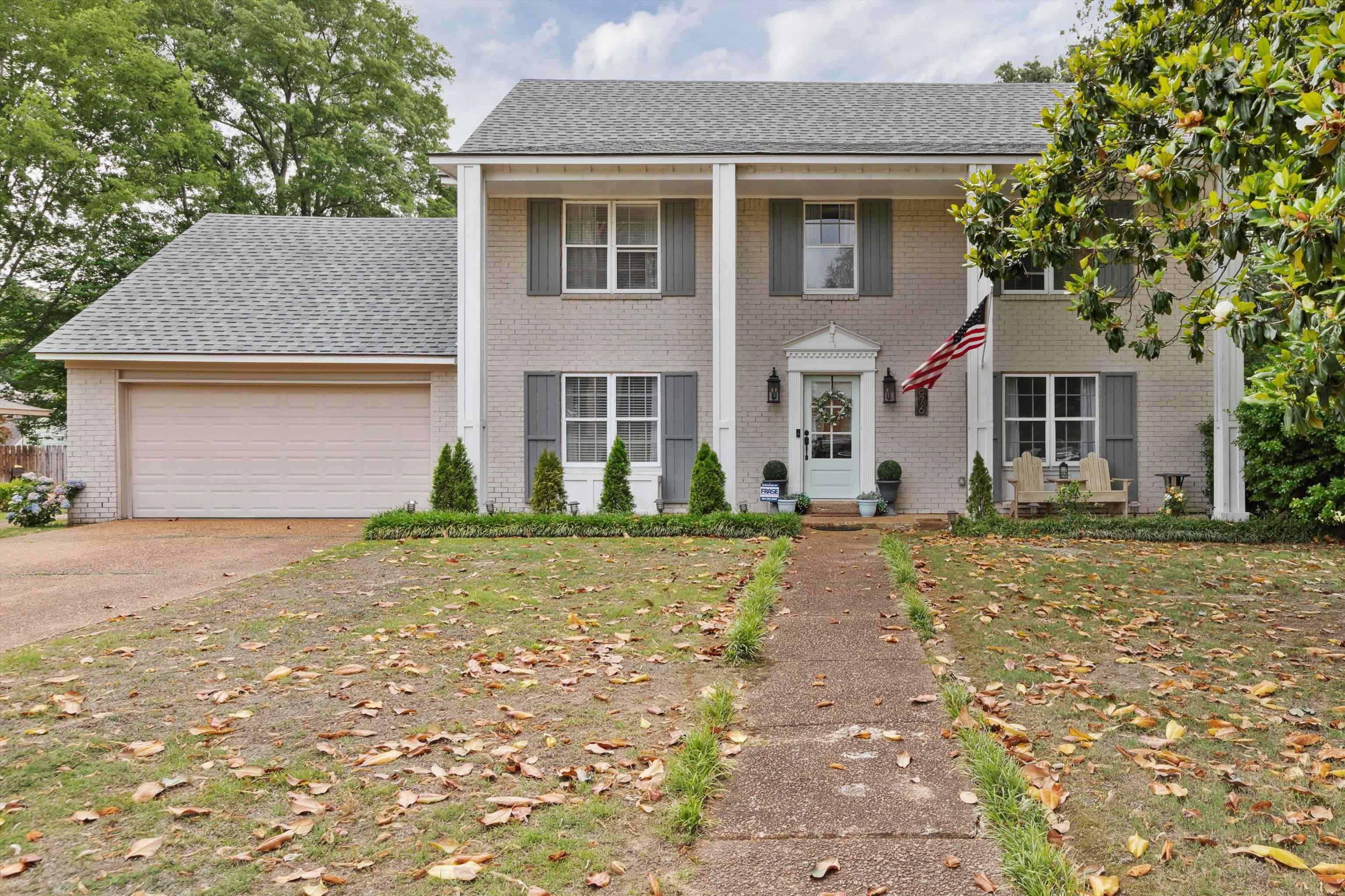 1876 Brierbrook Road Germantown, TN 38138 - Photo 1 of 23 Gallery Image 1