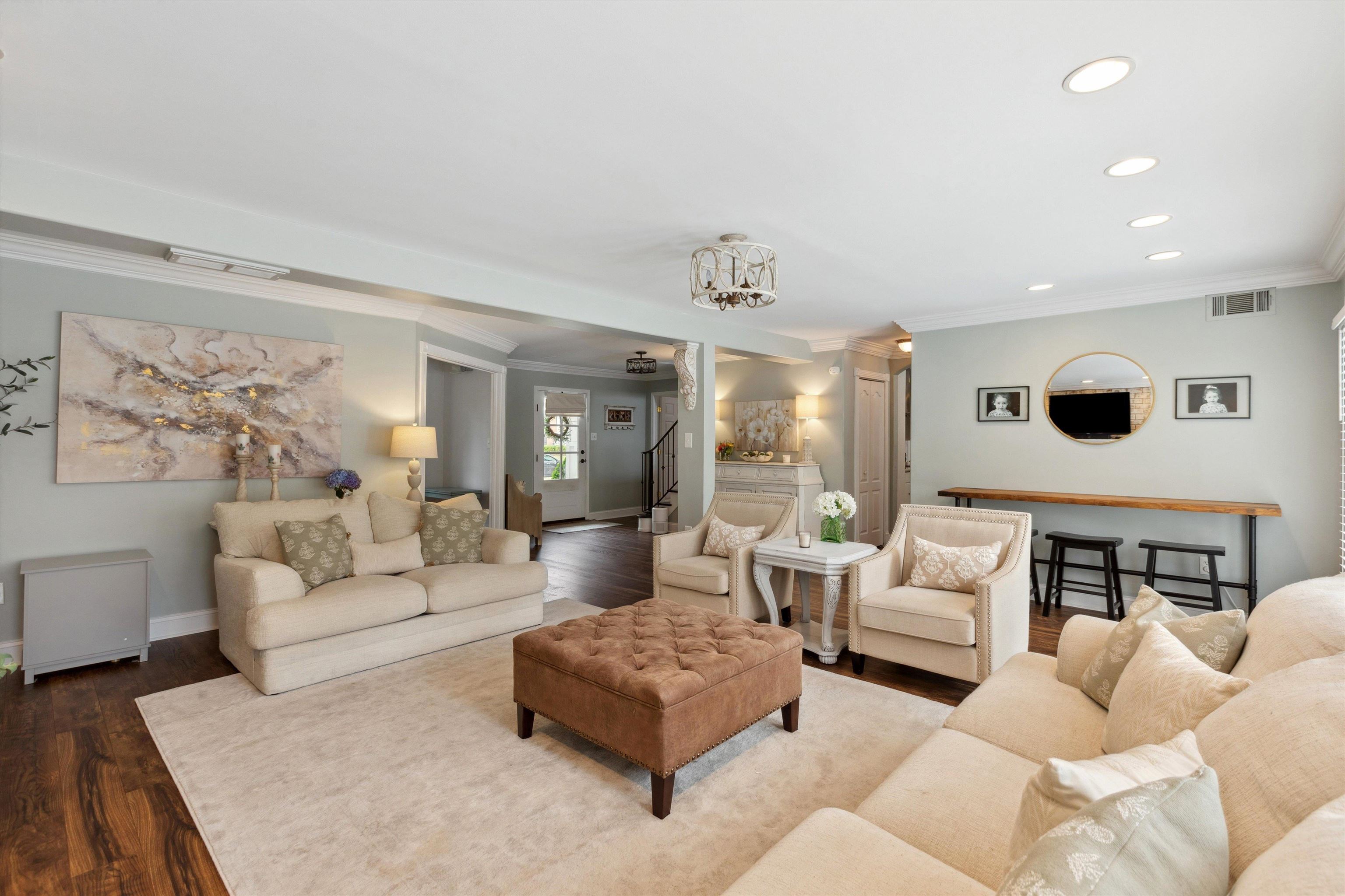 1876 Brierbrook Road Germantown, TN 38138 - Photo 4 of 23 Gallery Image 4