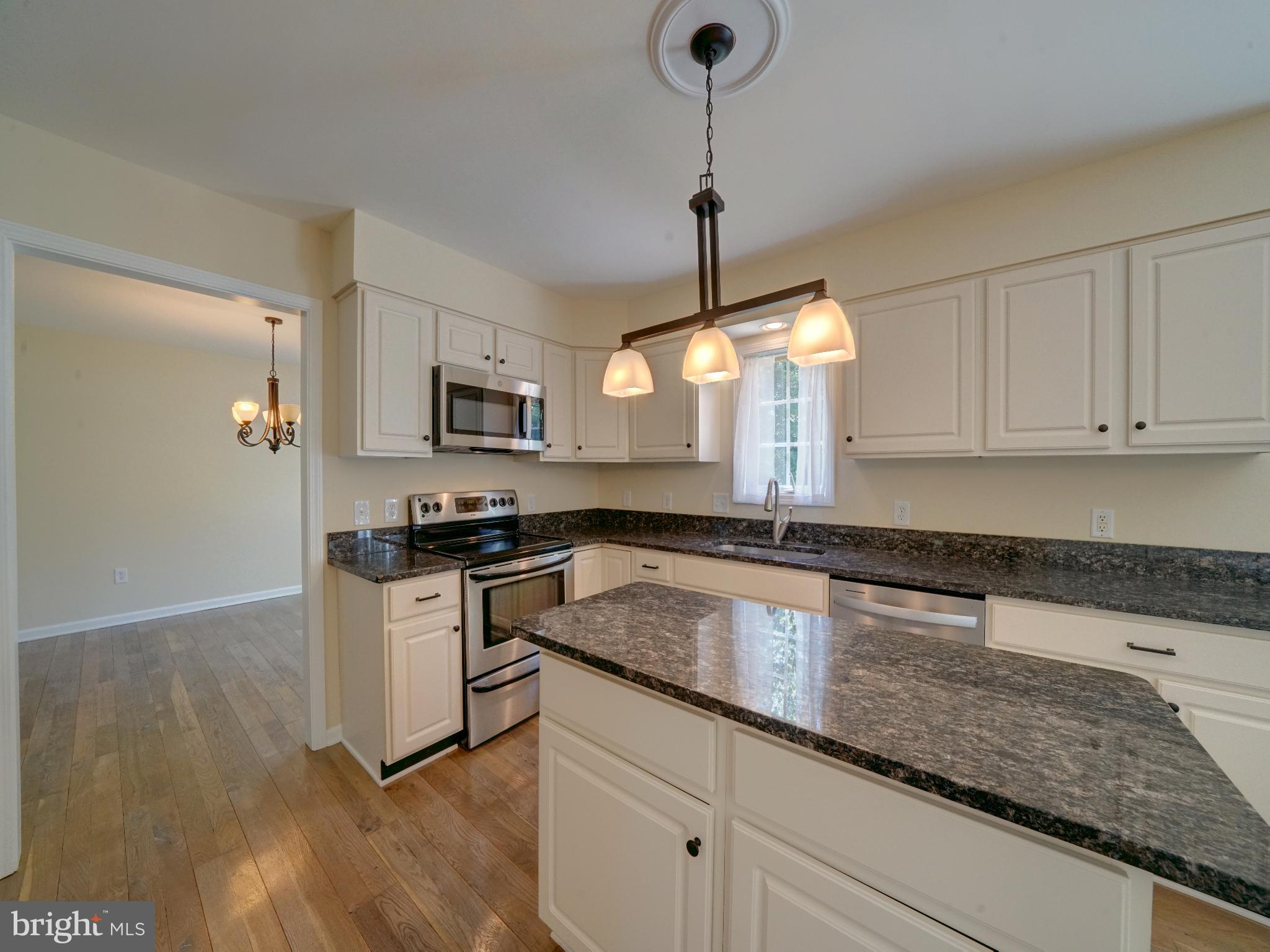 7998 Martown Road Laurel, MD 20723 - Photo 18 of 86