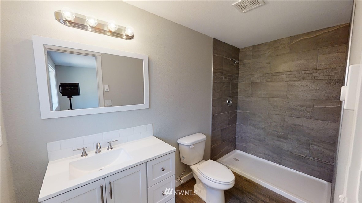 5405 Lemon Road Northeast Olympia, WA 98506 - Photo 14 of 31 Gallery Image 14