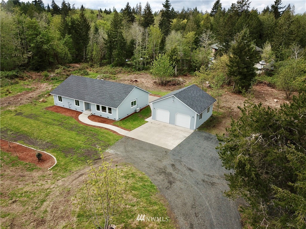 5405 Lemon Road Northeast Olympia, WA 98506 - Photo 3 of 31 Gallery Image 3