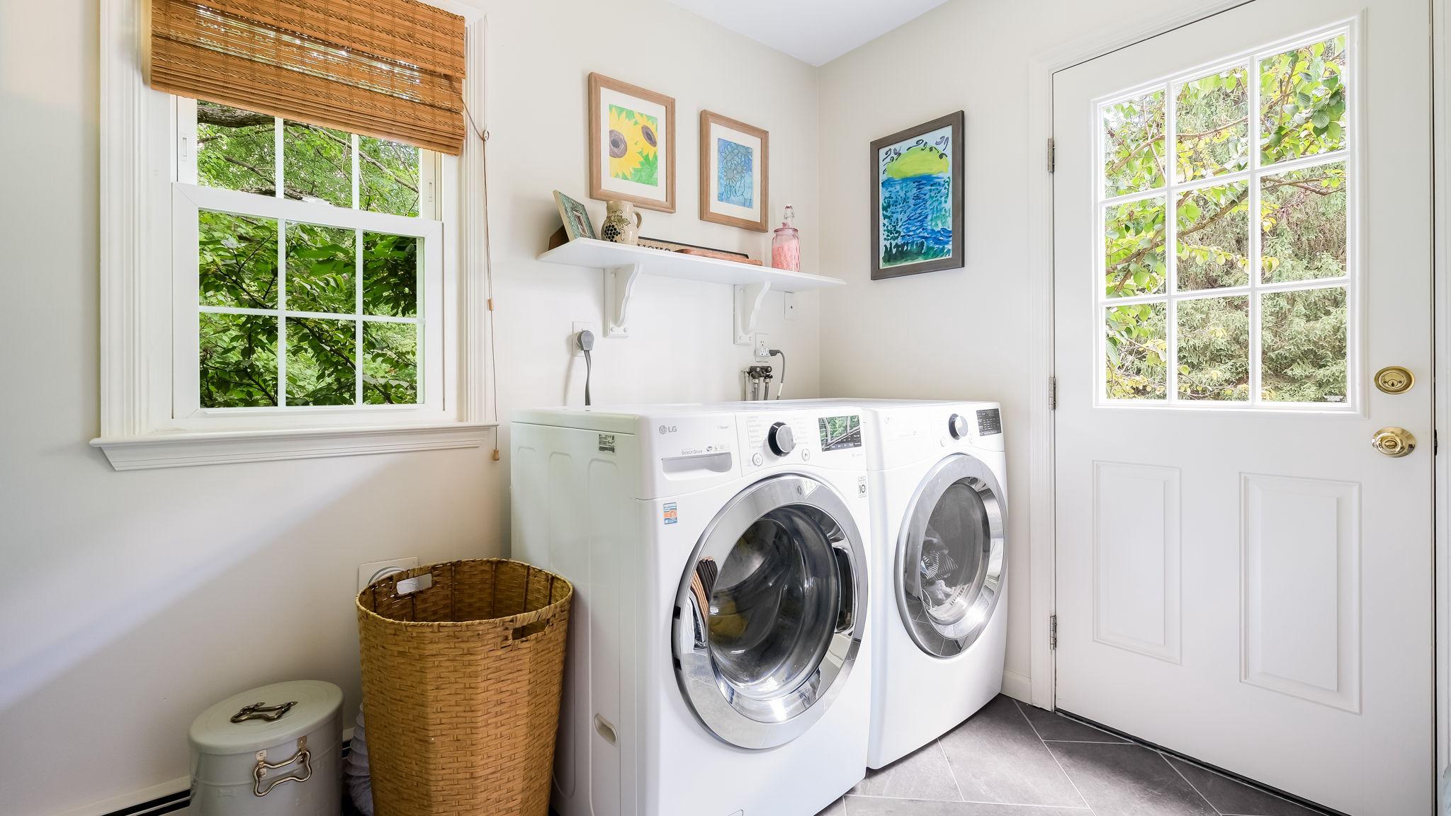 17 Stringer Drive Doylestown, PA 18901 - Photo 34 of 80 Main Floor Laundry Room