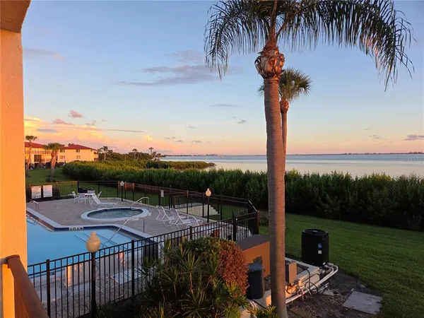 $550,000 | 3440 Wild Oak Bay Boulevard, Unit 127, Bradenton, FL 34210