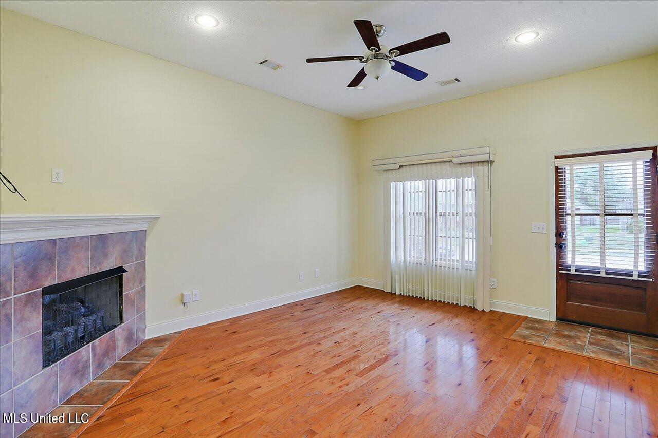 118 Silver Ridge Lane Pearl, MS 39208 - Photo 5 of 29 08-118 Silver Ridge Ln