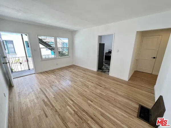$2,495 | 7962 Norton Avenue, Unit 2, West Hollywood, CA 90046