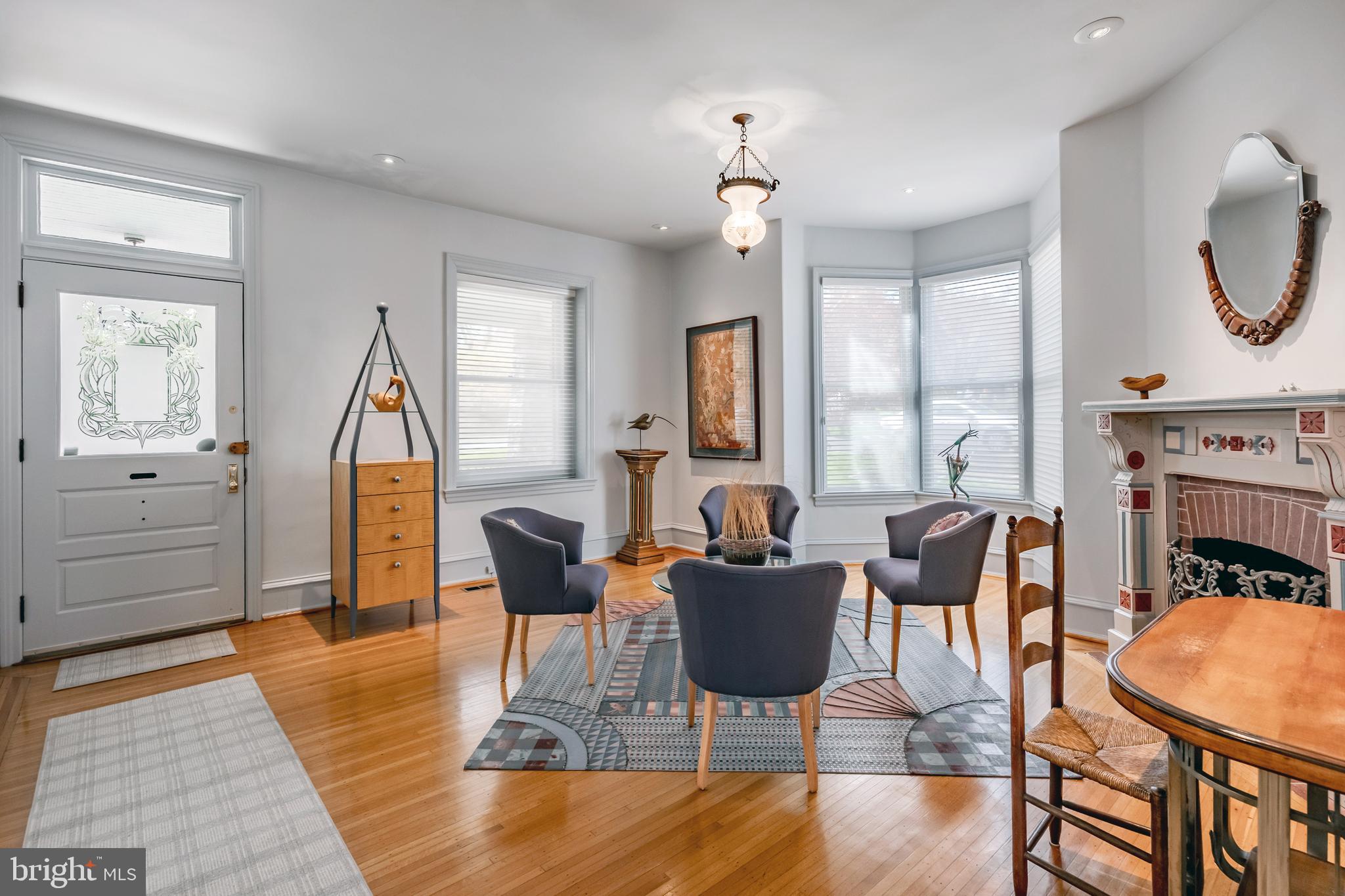 32 Llandillo Road Havertown, PA 19083 - Photo 5 of 59