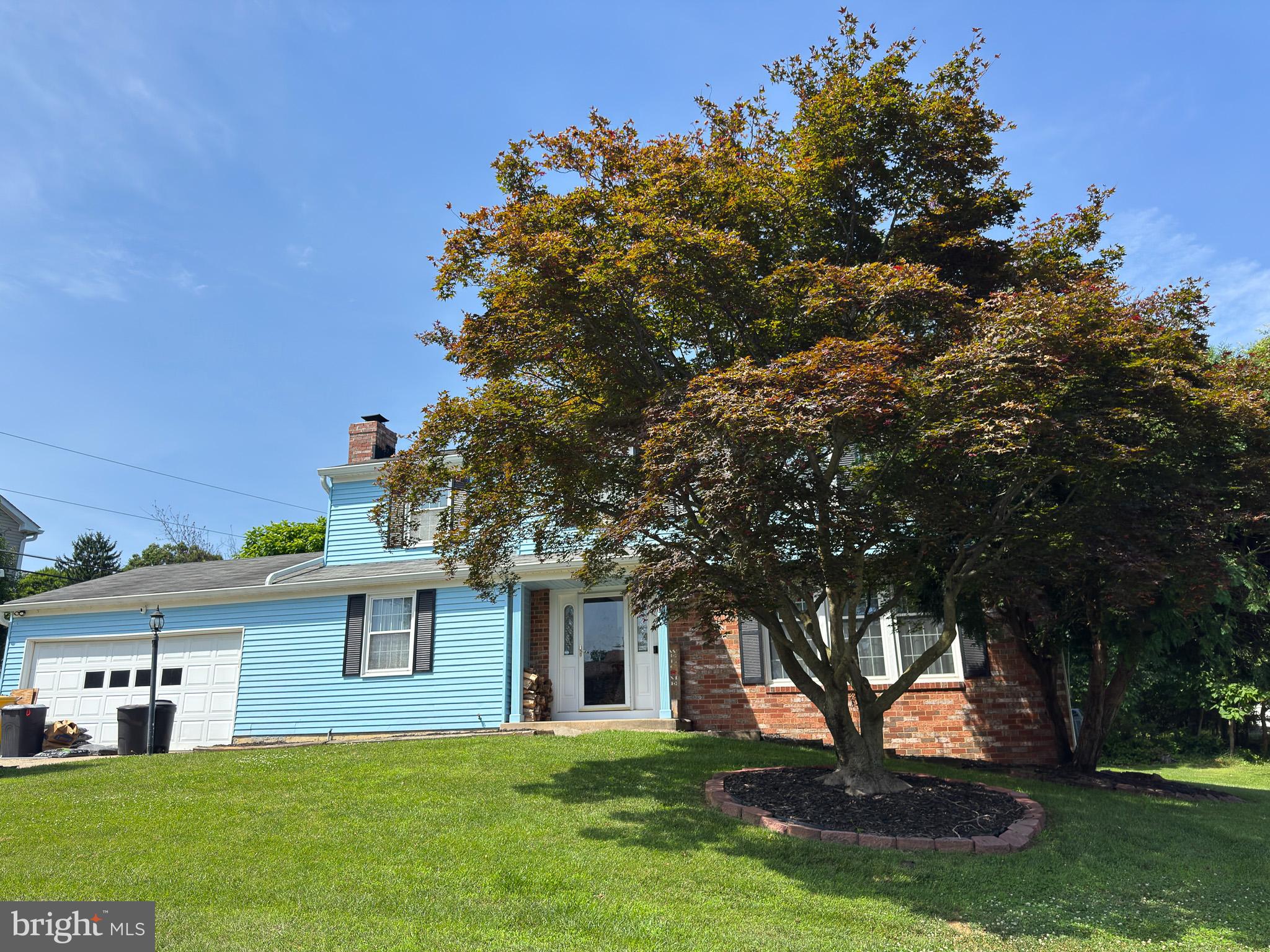 7002 Pinecrest Road Baltimore, MD 21228 - Photo 2 of 5 Beautiful Home in quiet neighborhood