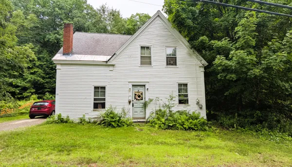 $210,000 | 29 Kents Hill Road, Wayne, ME 04284