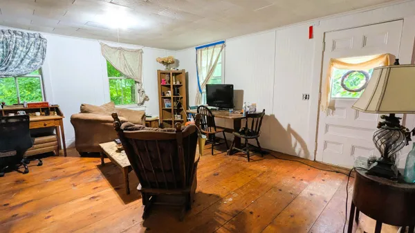 $210,000 | 29 Kents Hill Road, Wayne, ME 04284