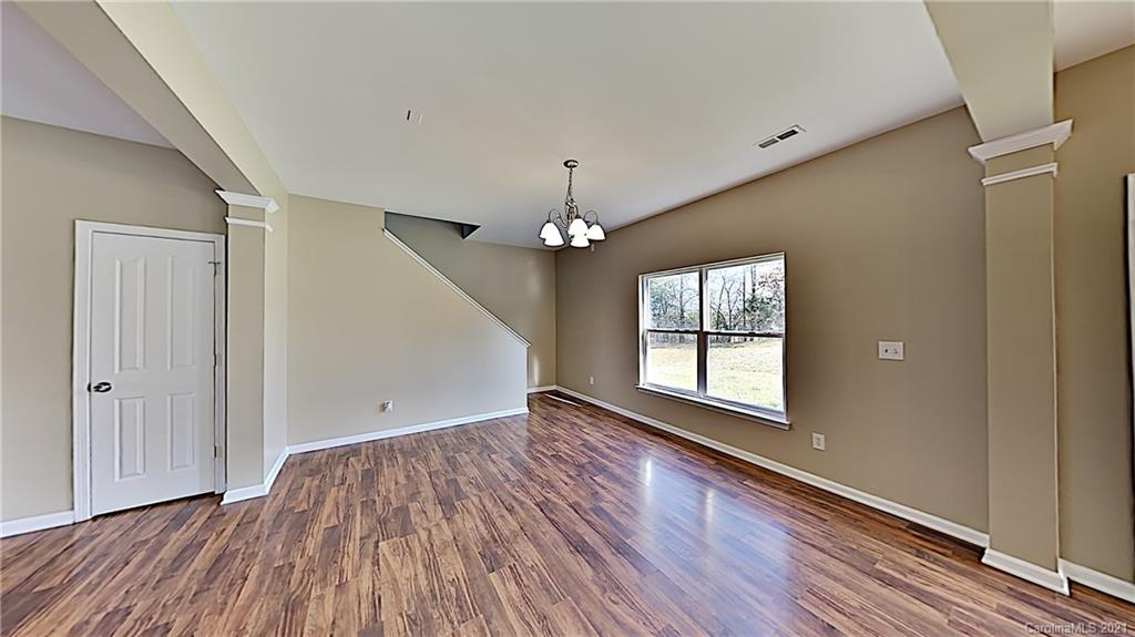 1029 Garrison Road Charlotte, NC 28262 - Photo 4 of 13