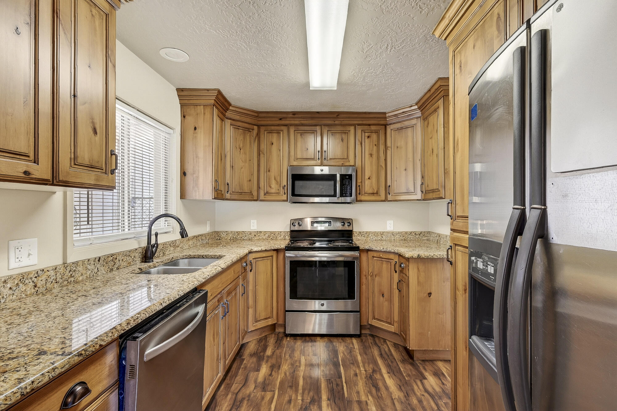313 North 600 West Cedar City, UT 84721 - Photo 8 of 44 313 N 600 W-17