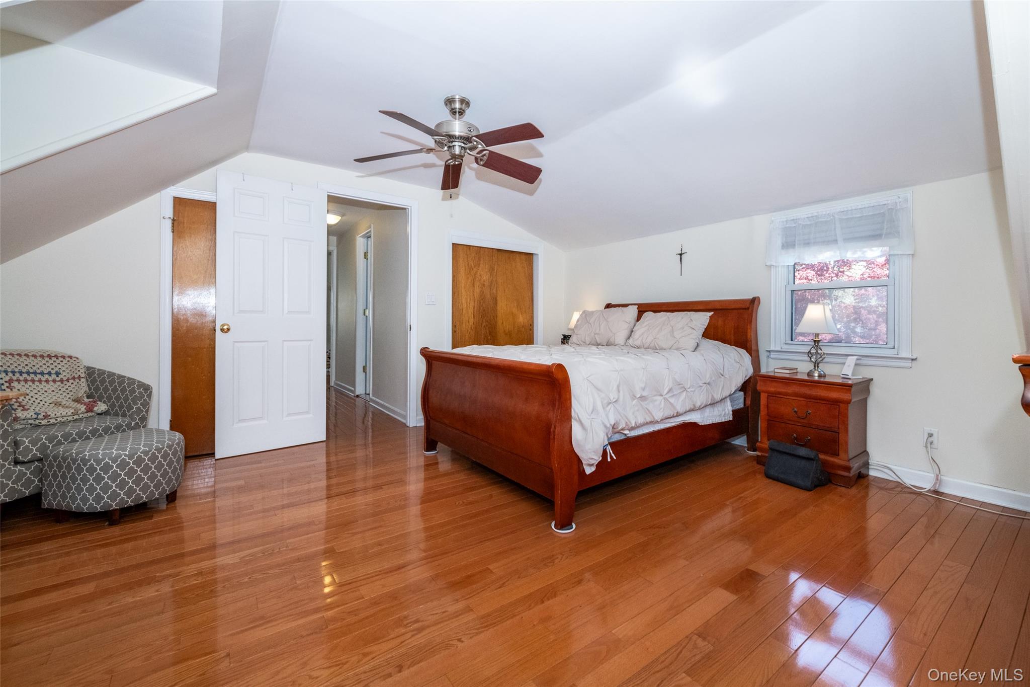 53 Lawrence Place New Rochelle, NY 10801 - Photo 19 of 38