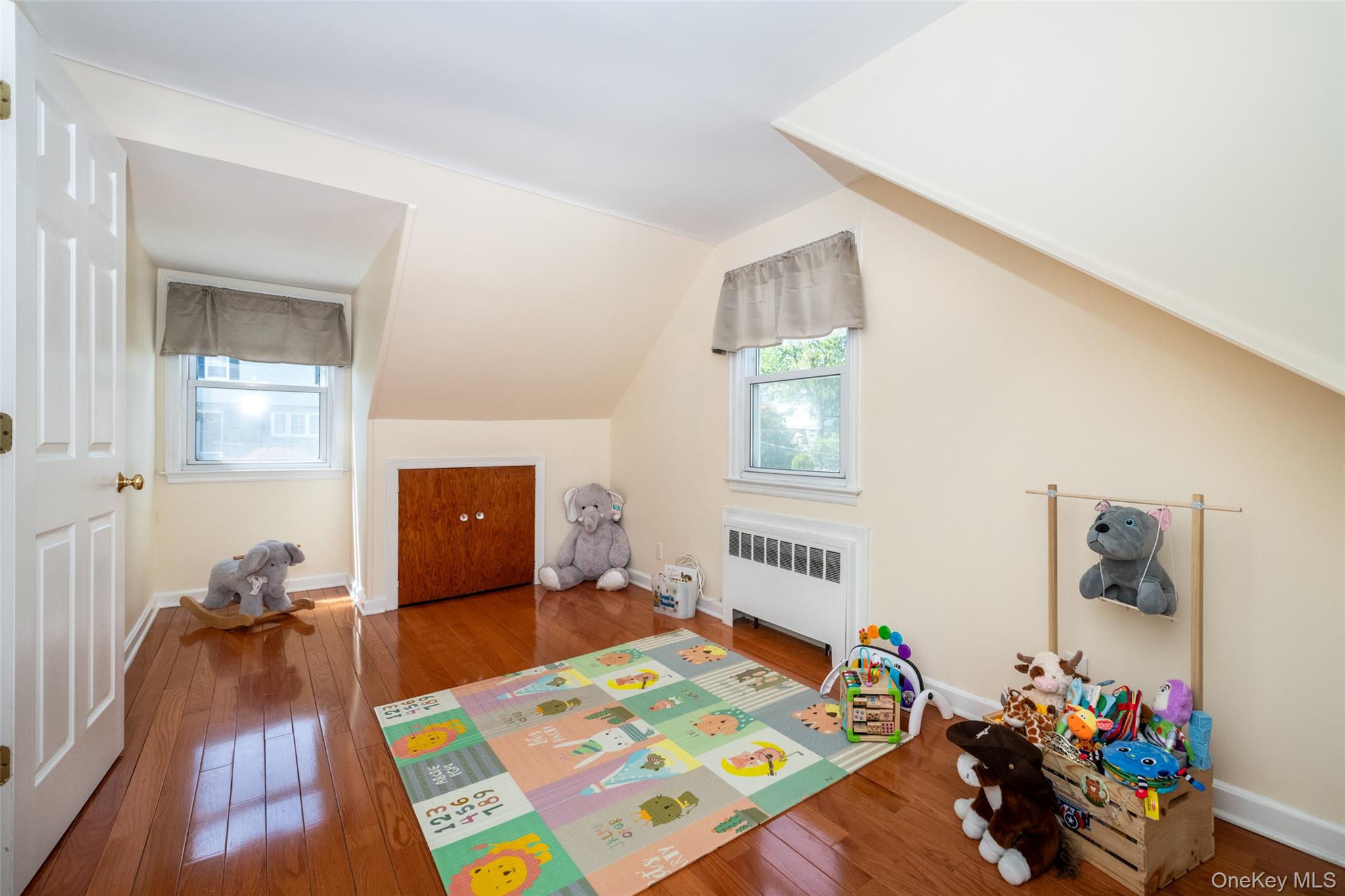 53 Lawrence Place New Rochelle, NY 10801 - Photo 21 of 38