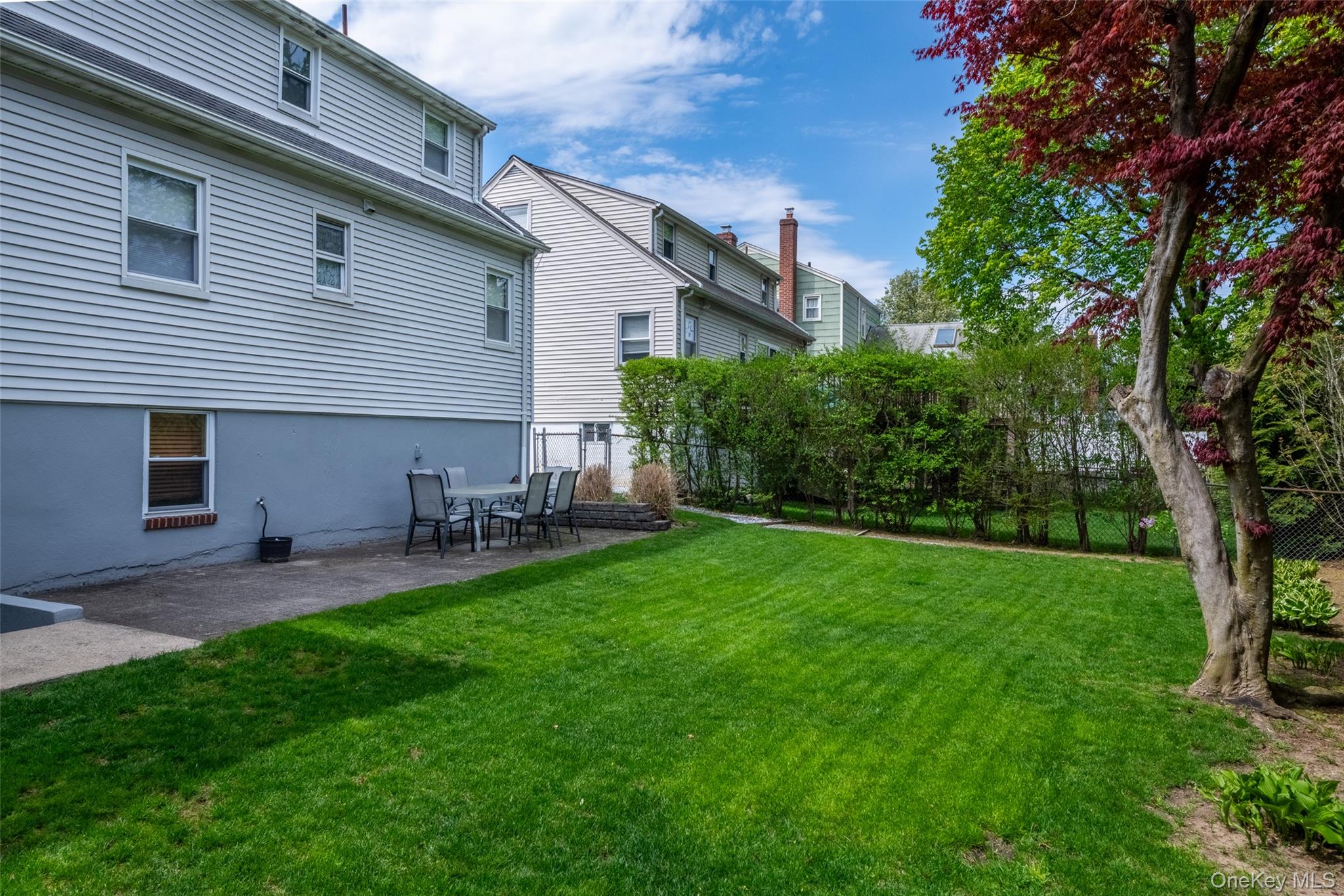 53 Lawrence Place New Rochelle, NY 10801 - Photo 32 of 38