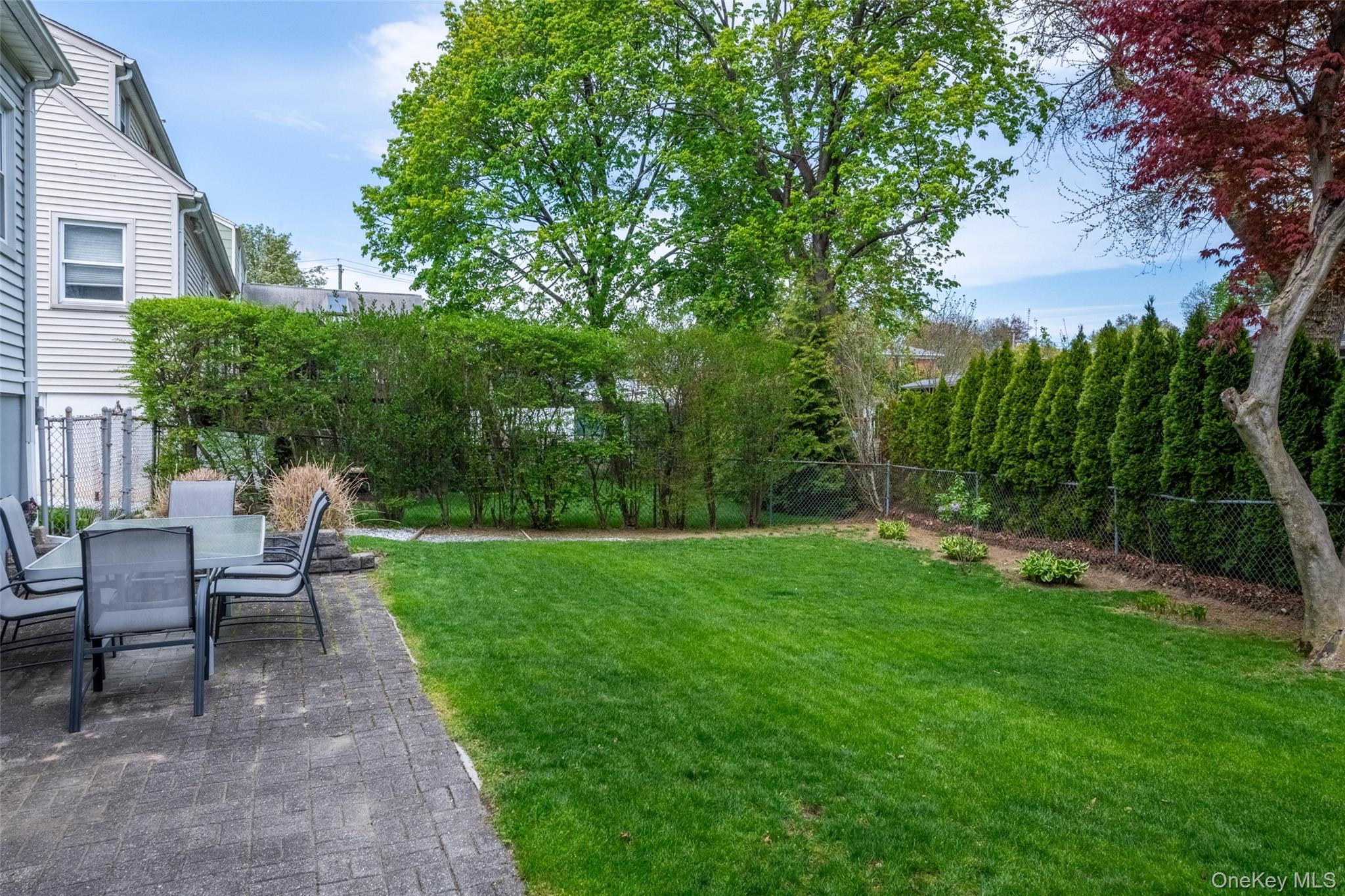 53 Lawrence Place New Rochelle, NY 10801 - Photo 33 of 38