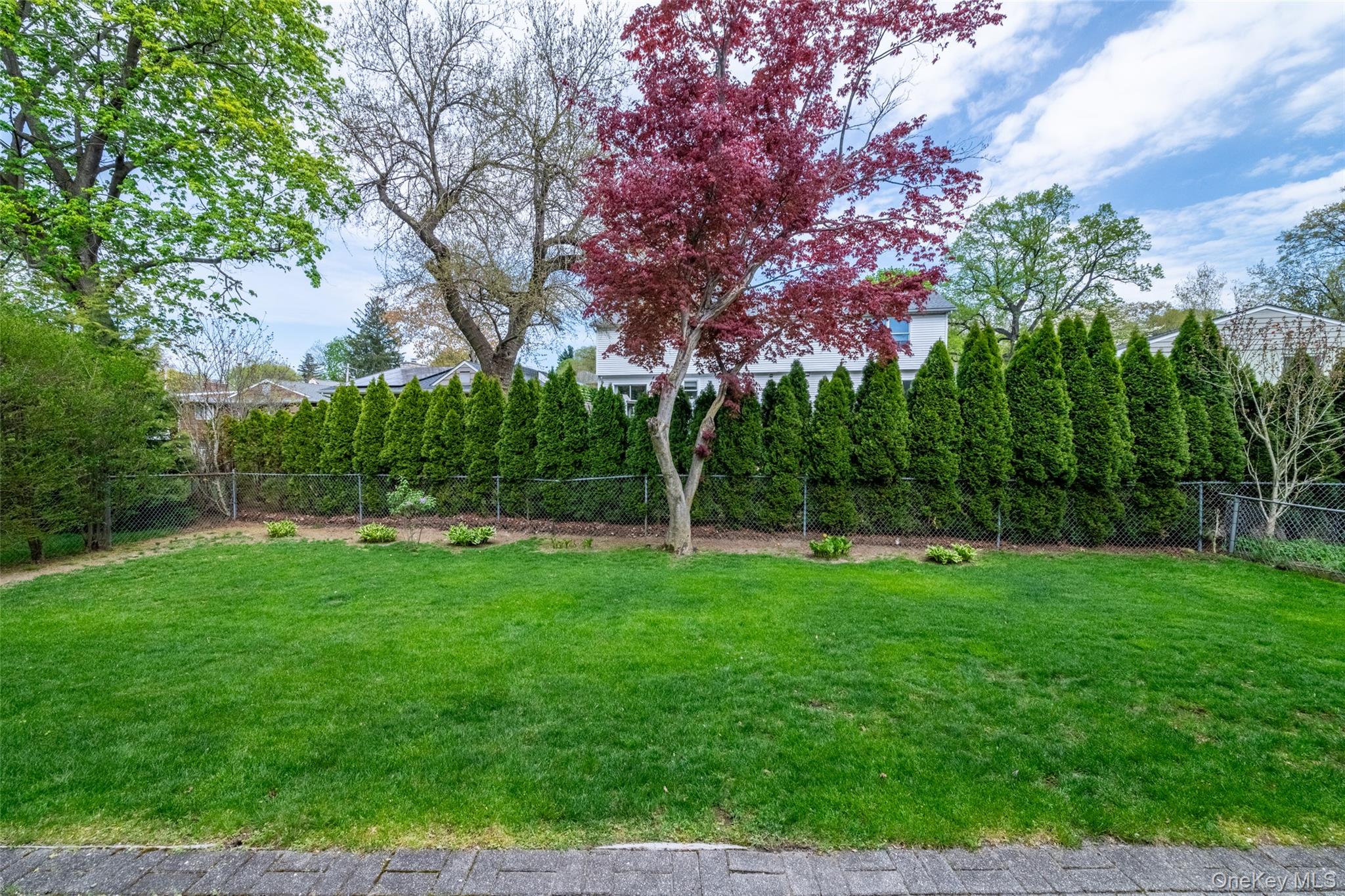 53 Lawrence Place New Rochelle, NY 10801 - Photo 34 of 38