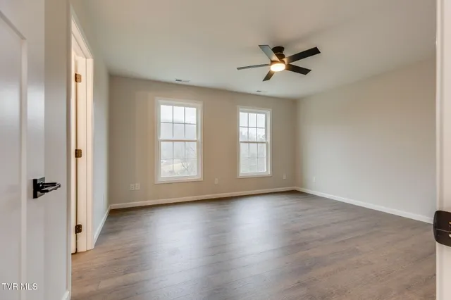 $299,900 | 1922 Siam Road, Elizabethton, TN 37643