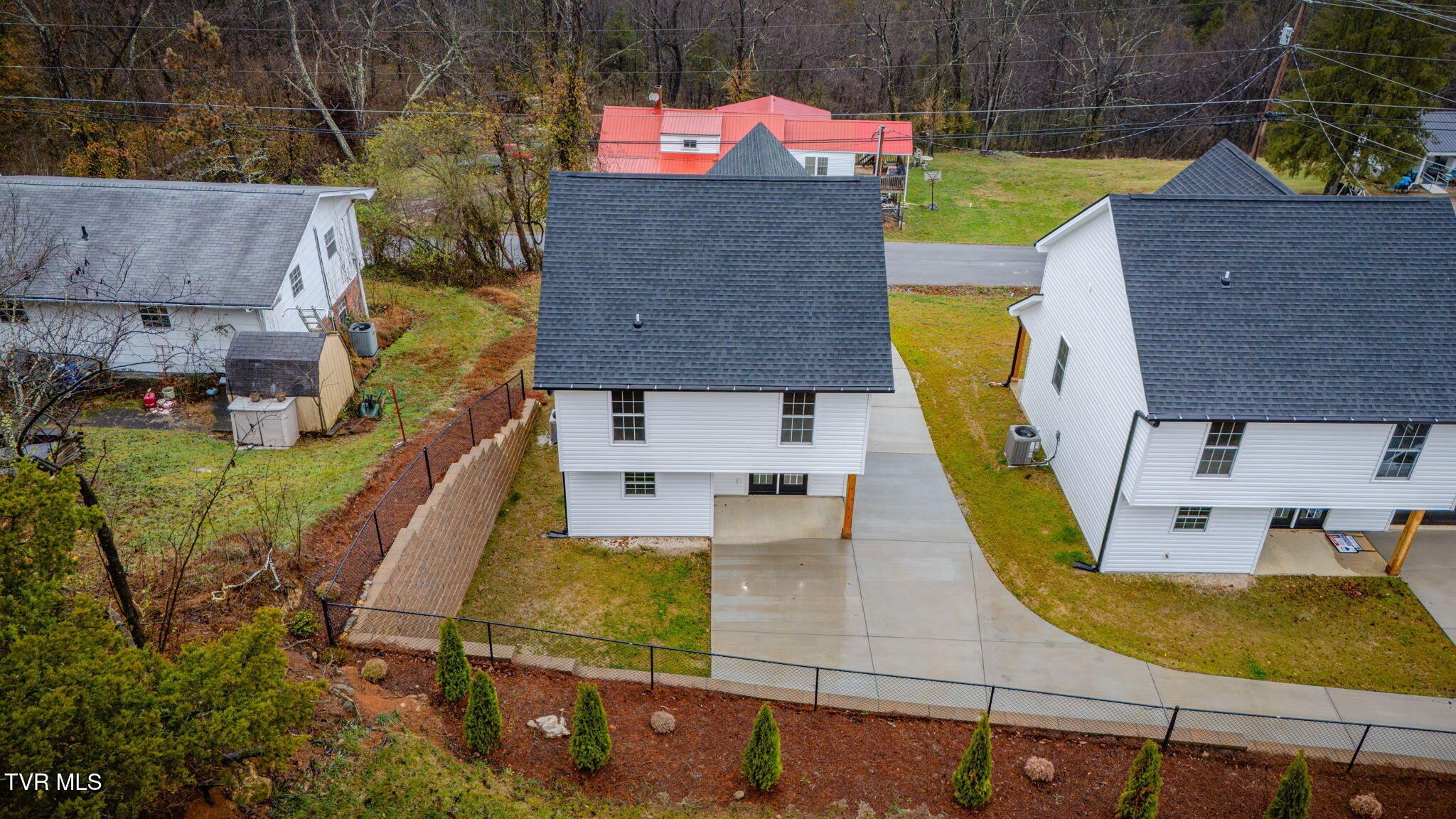 1922 Siam Road Elizabethton, TN 37643 - Photo 29 of 31 103