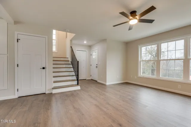 $299,900 | 1922 Siam Road, Elizabethton, TN 37643