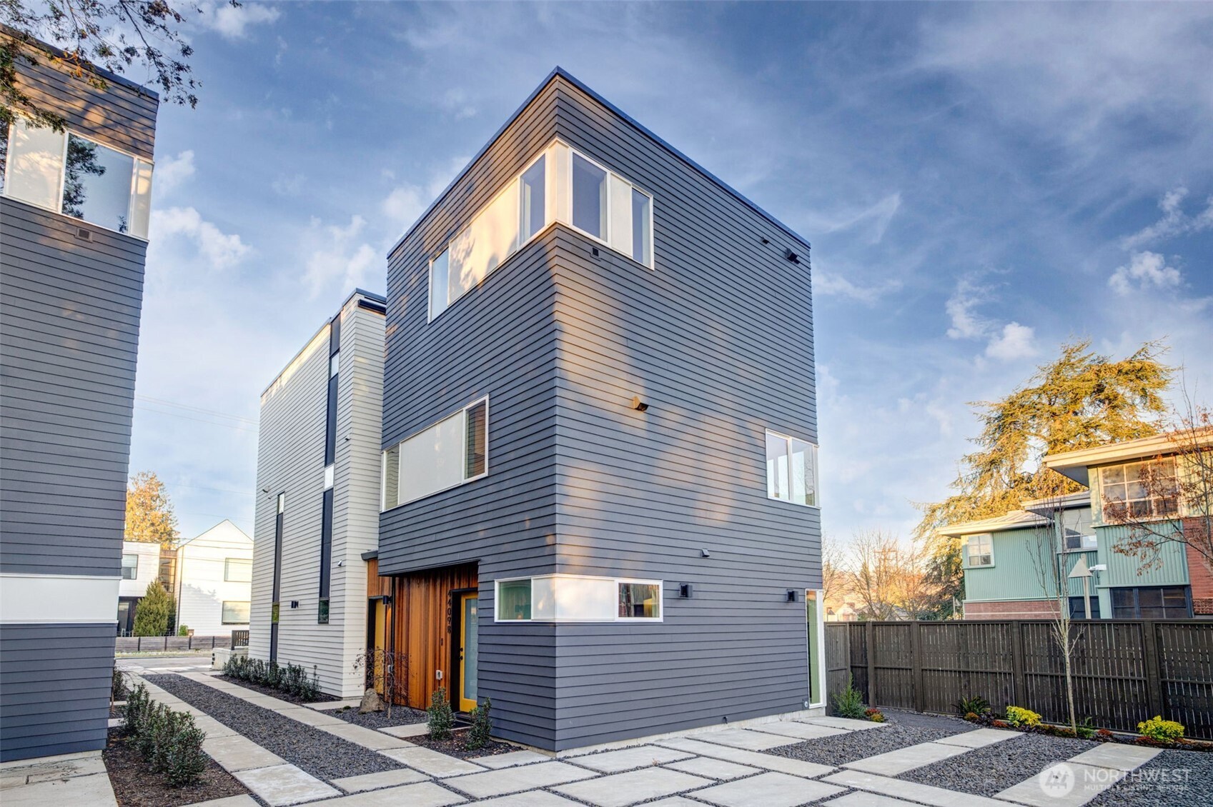 4409 South Holly Street Seattle, WA 98118 - Photo 1 of 29