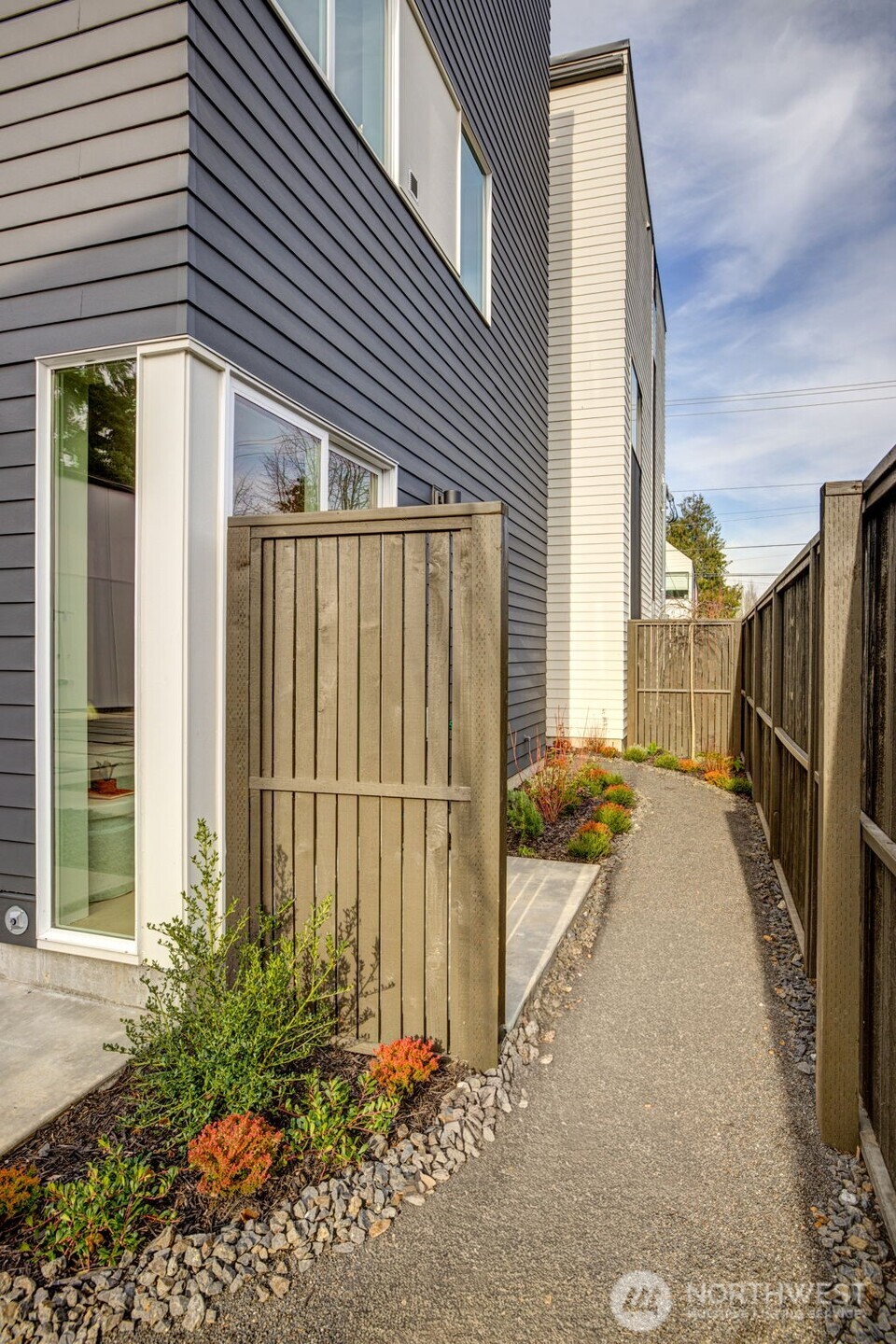 4409 South Holly Street Seattle, WA 98118 - Photo 24 of 29