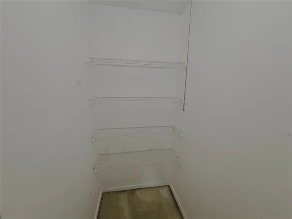 $995 | 6519 West Newberry Road, Unit 1209, Gainesville, FL 32605