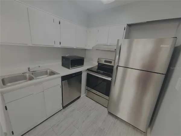 $995 | 6519 West Newberry Road, Unit 1209, Gainesville, FL 32605