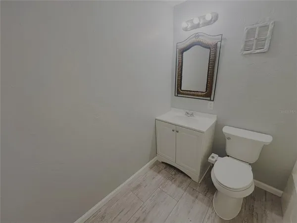 $995 | 6519 West Newberry Road, Unit 1209, Gainesville, FL 32605