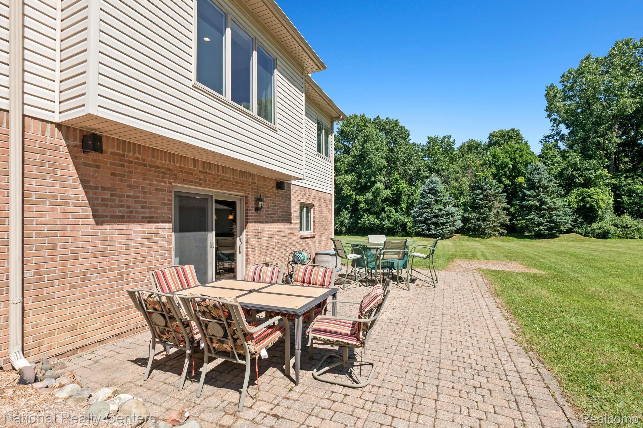 10180 Hadley Road Clarkston, MI 48348 - Photo 44 of 54 59-web-or-mls-P2577963.jpg