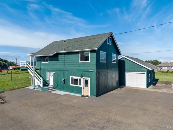 $769,000 | 33440 Pacific Way, Fort Bragg, CA 95437