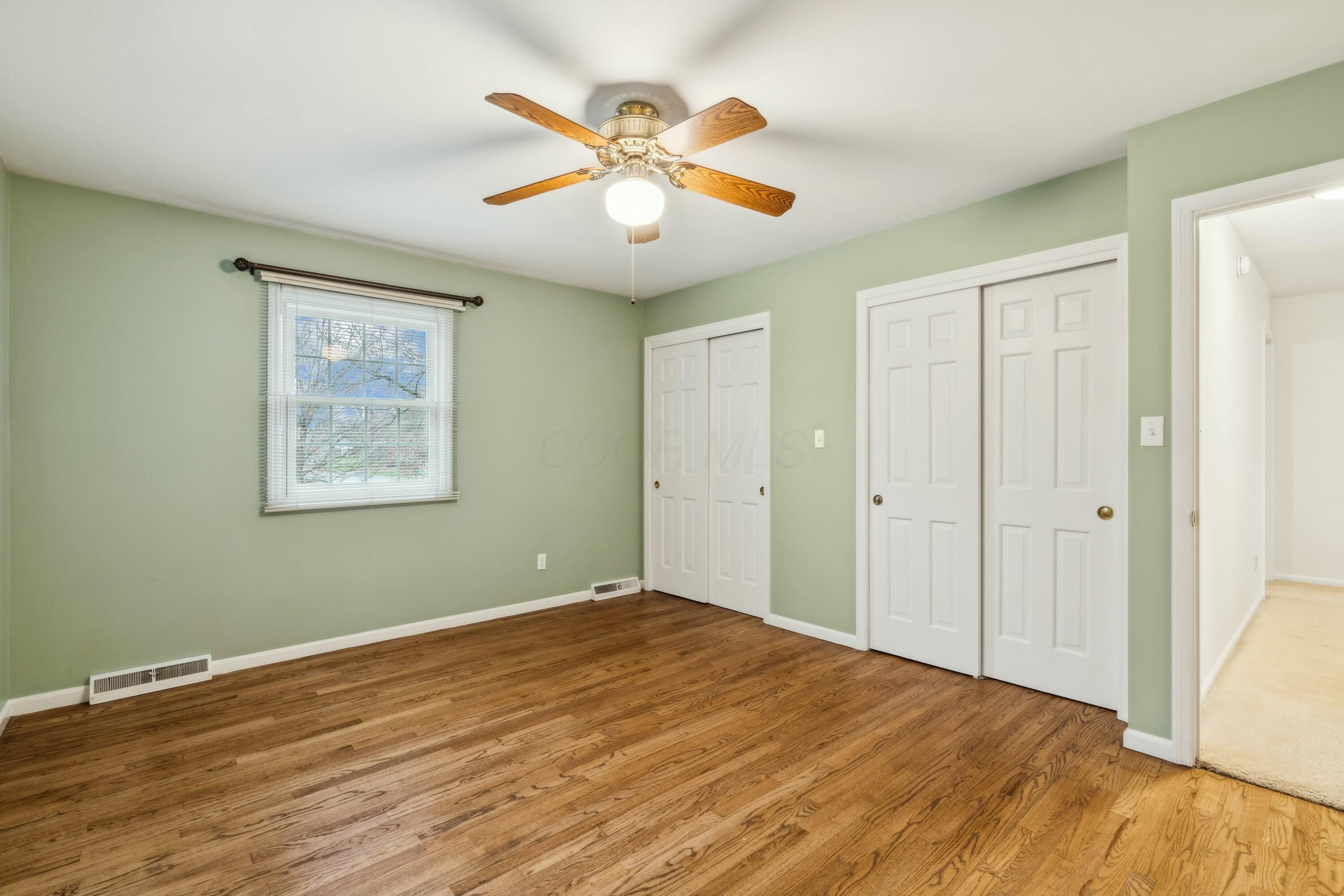 4052 Fenwick Road Columbus, OH 43220 - Photo 56 of 76 Bedroom 3