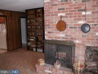 78 Yellow Meetinghouse Road Cream Ridge, NJ 08514 - Photo 3 of 6