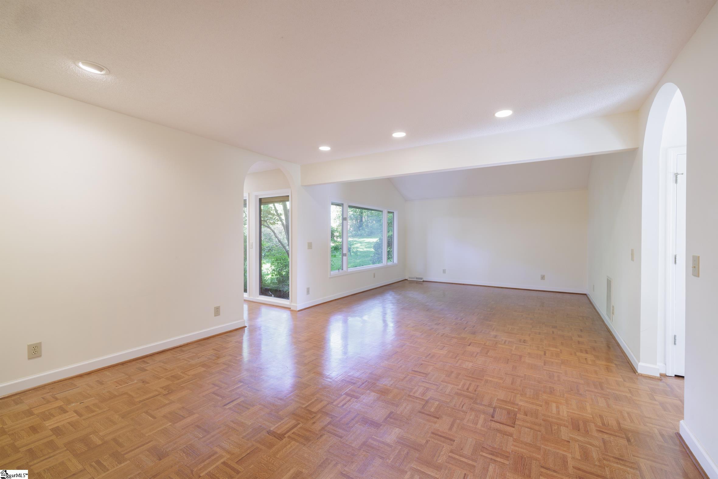 102 Old Salem Avenue Greer, SC 29650 - Photo 13 of 43 Gallery Image 13