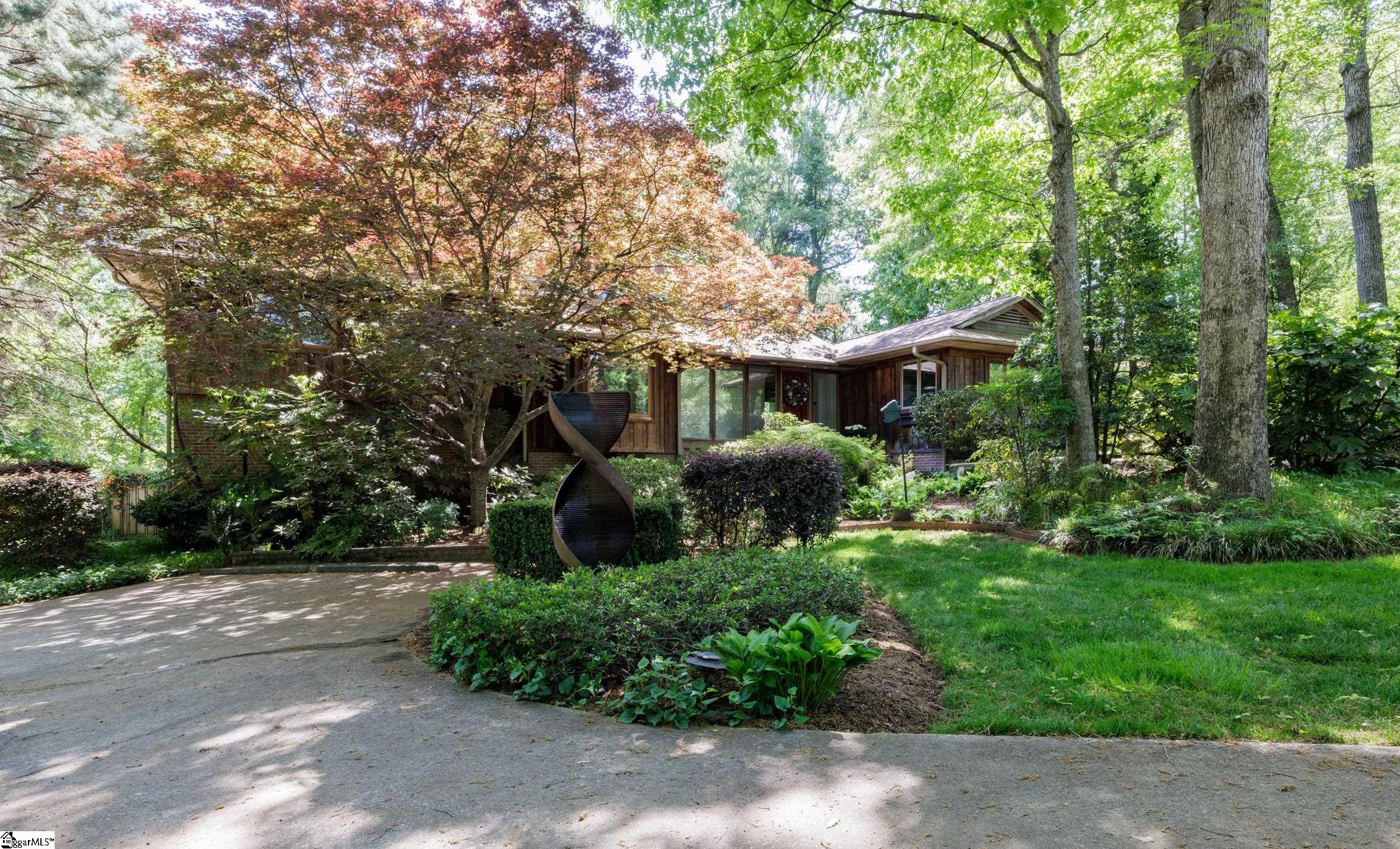 102 Old Salem Avenue Greer, SC 29650 - Photo 3 of 43 Gallery Image 3