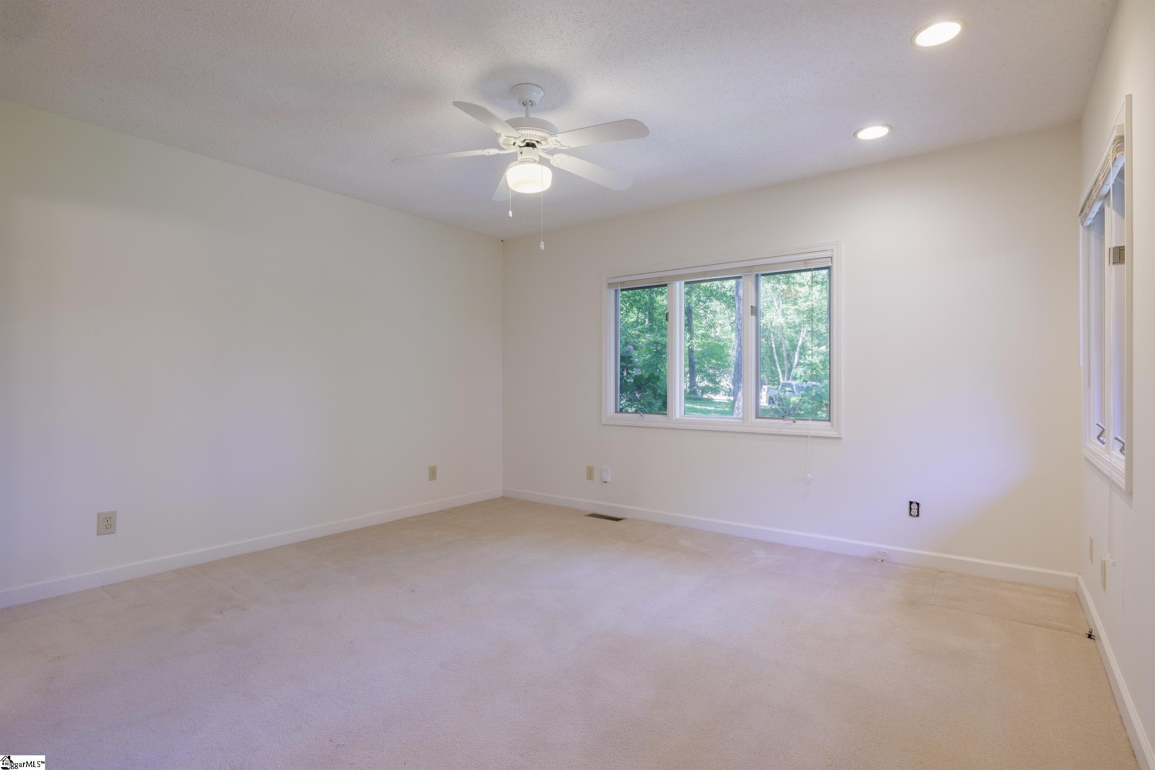 102 Old Salem Avenue Greer, SC 29650 - Photo 37 of 43 Gallery Image 37