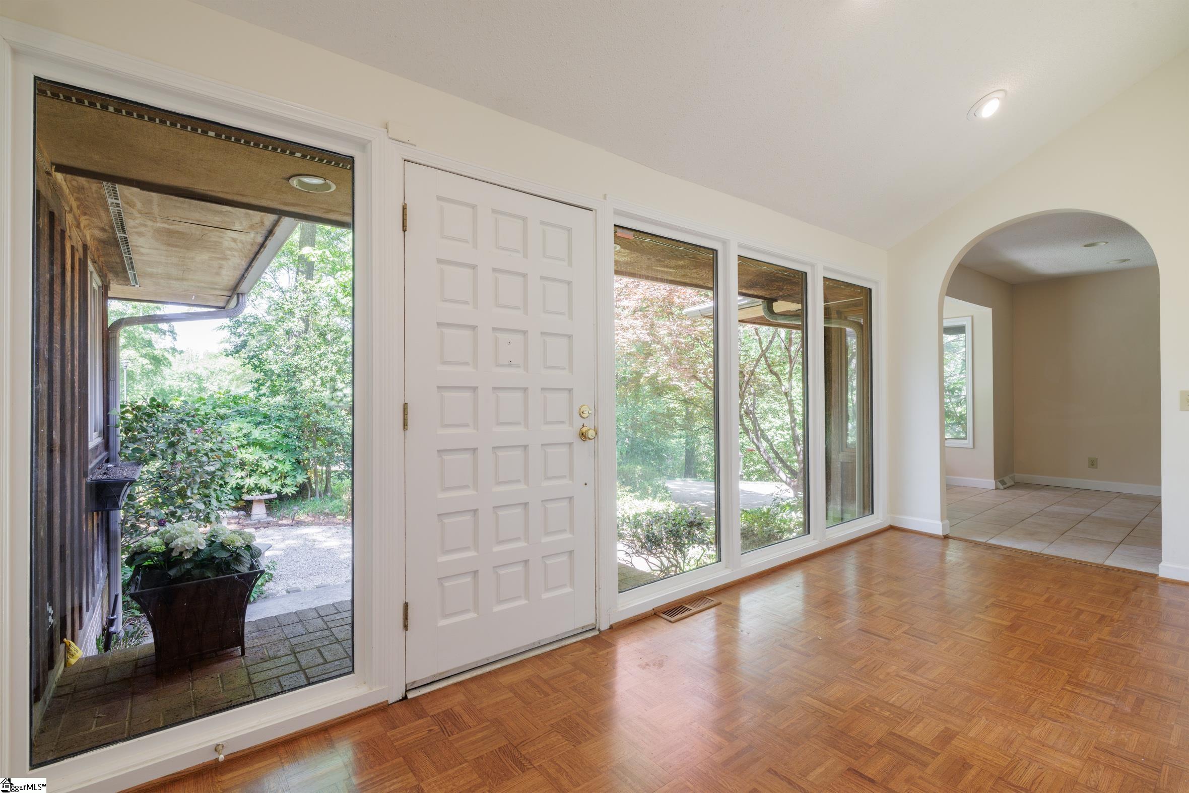 102 Old Salem Avenue Greer, SC 29650 - Photo 10 of 43 Gallery Image 10